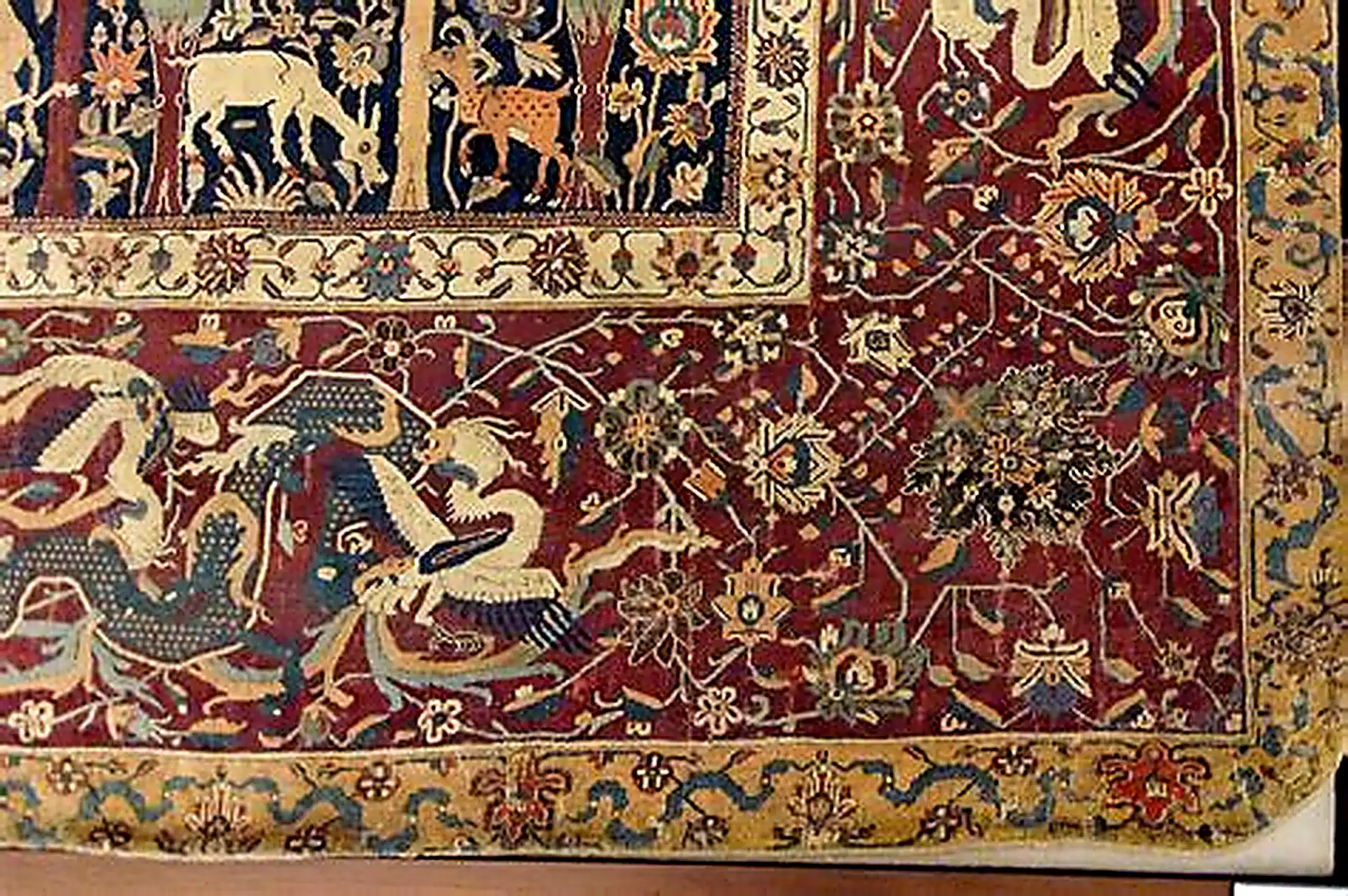détail du tapis de Mantes